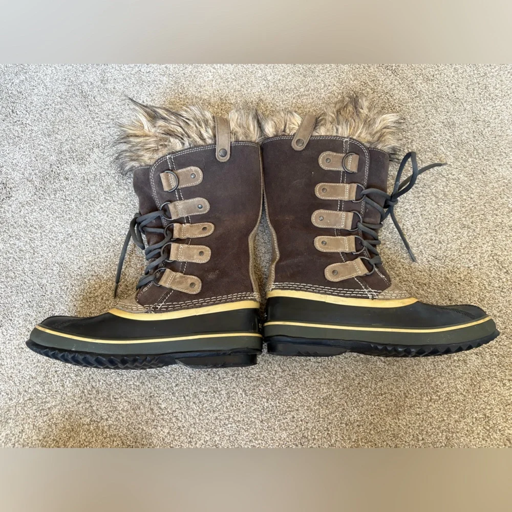 Sorel - Women's Joan of Arctic Boot - Size 6.5 - Gray Black & Tan -‎ Waterproof